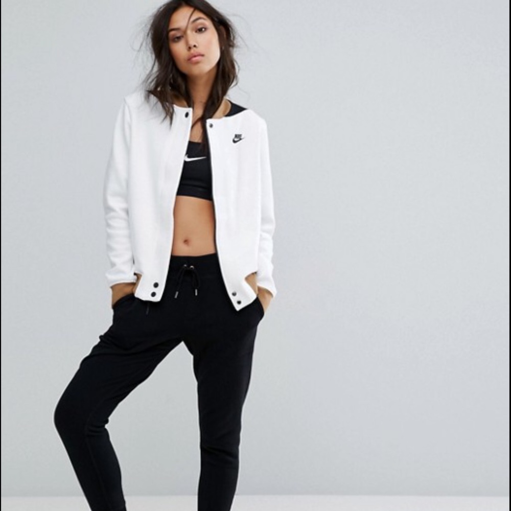Nike Destroyer Bomber